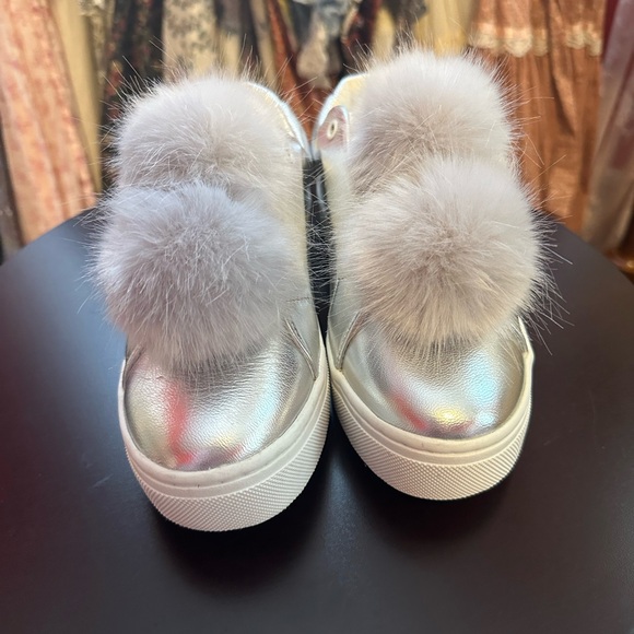 Sam Edelman rabbit fur sneakers NWOT - Picture 7 of 7